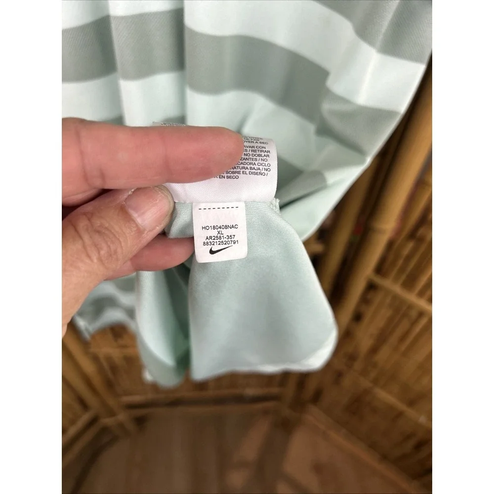 Nike‎ Dri Fit Short Sleeve Striped Golf Polo Shirt (Men's XL) Light Green Gray